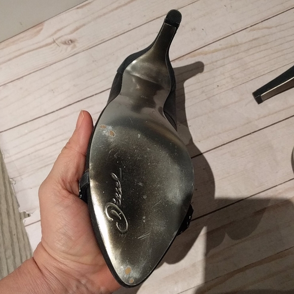 Beautiful shoes by Diesel🌼🌸🍀🍀🍀🌼🌸🌸🌼 - Picture 6 of 12